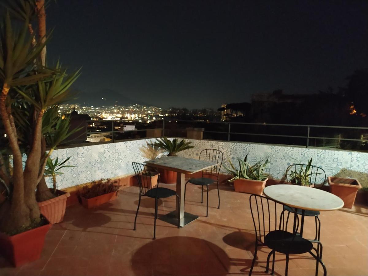 Casa Vacanze Maison Zio Bruno A' Scalinatella 那不勒斯 外观 照片
